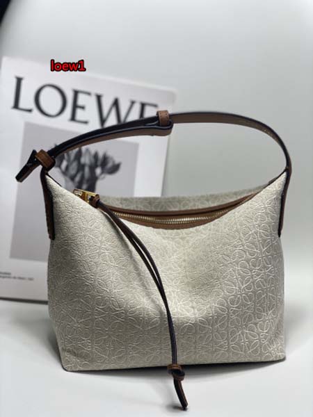 2023年早秋新作入荷高品質 LOEWE バッグ  LOW1...