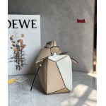 2023年早秋新作入荷高品質 LOEWE バッグ LOW1工場 SIZE:24800