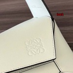 2023年早秋新作入荷高品質 LOEWE バッグ LOW1工場 SIZE:28.7*10.7*5.5cm