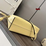 2023年早秋新作入荷高品質 LOEWE バッグ LOW1工場 SIZE:30*24.5*10.5cm