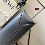 2023年早秋新作入荷高品質 LOEWE バッグ LOW1工場 SIZE:36*28.5*7.5CM