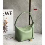 2023年早秋新作入荷高品質 LOEWE バッグ LOW1工場 SIZE: