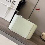 2023年早秋新作入荷高品質 LOEWE バッグ LOW1工場 SIZE:20*19*14