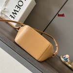 2023年早秋新作入荷高品質 LOEWE バッグ LOW1工場 SIZE:19-13-4