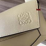 2023年早秋新作入荷高品質 LOEWE バッグ LOW1工場 SIZE:28.7*10.7*5.5cm