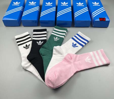 2023年新品人気Adidas 靴下一箱5足セット