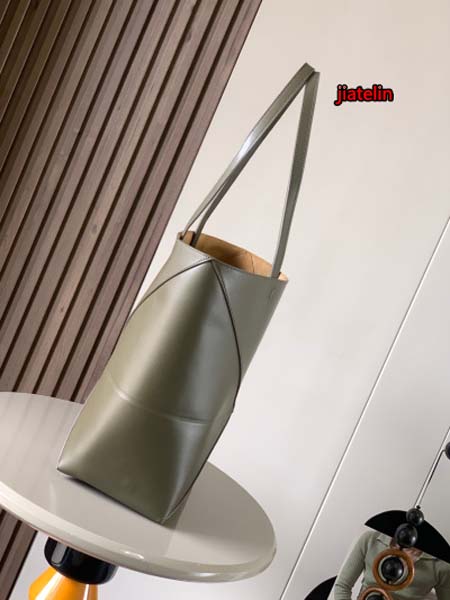 2023年早秋新作入荷高品質 LOEWE バッグ jiatelin工場 SIZE:31～25～14CM