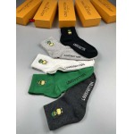 2023年新品人気 ルイヴィトン靴下一箱5足セット