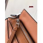 2023年早秋新作入荷高品質 LOEWE バッグ jiatelin工場 SIZE:18～12.5～8CM