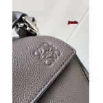 2023年早秋新作入荷高品質 LOEWE バッグ jiatelin工場 SIZE:24CM～16CM～10CM