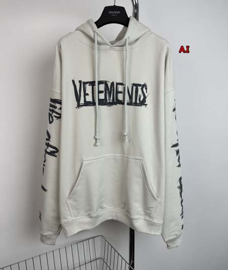 2023年10月27日秋冬新品入荷VETEMENTS スウェ...