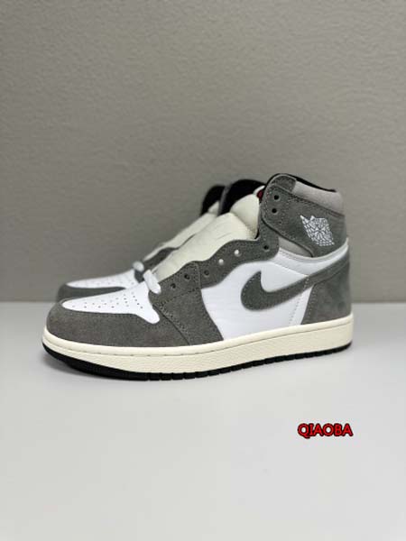 新作入荷 Jordan Air Jordan 1 High OG“Black and Smoke Grey”NIKE スニーカー QIAOBA工場.SIZE:36-46