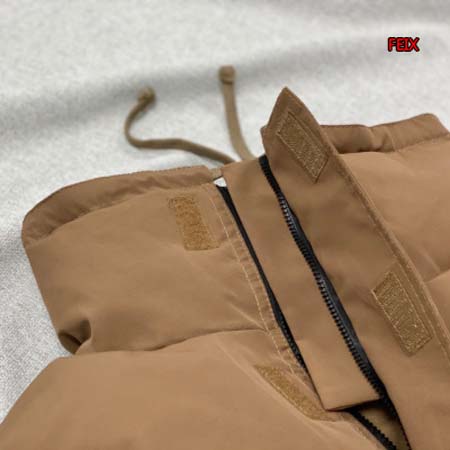 2023年11月9日秋冬人気新作入荷FOG FEAR OF GOD ESSENTIALS 綿入れの服アウター FEIX 工場