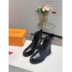 原版復刻新作入荷ルイヴィトン女性 ショートブーツ FOYE工場 SIZE: 35-41