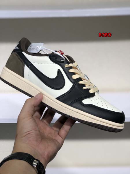 新作入荷Air Jordan 1 Low NIKEスニーカー...