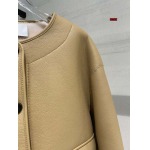 原版復刻秋冬新品入荷 CELINE レディース 毛皮一体パーカー MAX工場