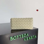 2024年原版復刻新作入荷 Bottega Veneta 財...