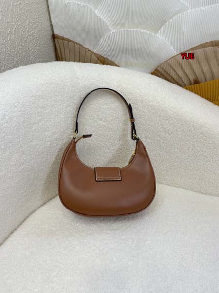 2024年3月27日人気新作入荷 CELINE ブランドバッグ yue工場23×14×7cm