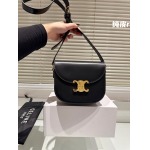 2024年3月27日人気新作入荷 CELINE ブランドバッ...