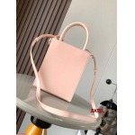 2024年春夏新作入荷高品質 LOEWE バッグ jiatel工場 SIZE:17CM~21.5CM～6CM