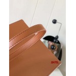 2024年春夏新作入荷高品質 LOEWE バッグ jiatel工場 SIZE:17CM~21.5CM～6CM