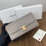 2024年5月31日人気新作入荷CELINE 財布 yue工場