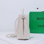 2024年6月3日人気新作入荷Bottega Veneta バッグ qb工場22*25*10.5