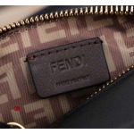 2024年6月4日原版復刻新作入荷FENDI バッグqb工場16.5x13.5x9