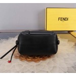 2024年6月4日原版復刻新作入荷FENDI バッグqb工場16.5x13.5x9