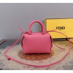 2024年6月4日原版復刻新作入荷FENDI バッグqb工場16.5x13.5x9