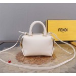 2024年6月4日原版復刻新作入荷FENDI バッグqb工場16.5x13.5x9