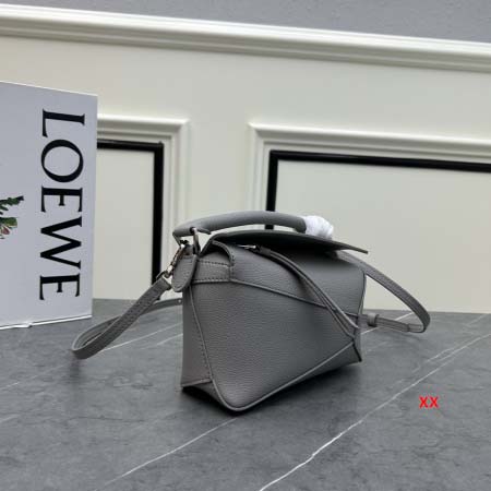 2024年8月1日新品入荷LOEWE バッグ XX工場 SIZE:18-8-12.5cm