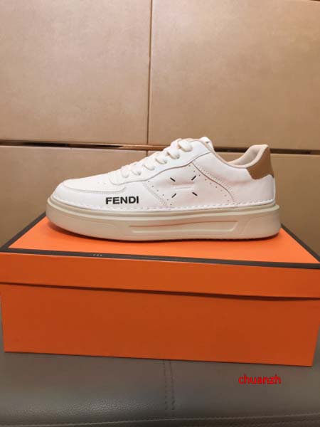 2024年7月3日新品入荷 FENDI スニーカー chua...