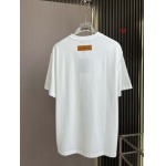 2024年7月11日夏季高品質入荷ルイヴィトン半袖 Tシャツ qiang工場