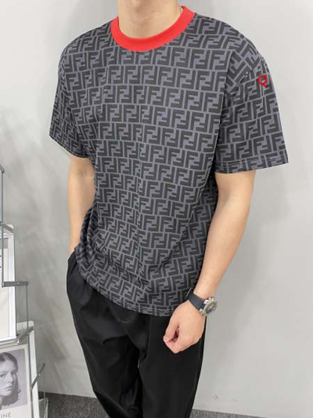 2024年7月15日高品質新作入荷FENDI 半袖 Tシャツ...