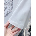 2024年7月15日高品質新作入荷ヴェルサーチ 半袖 Tシャツ QIANG工場