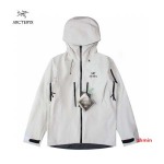 2024年7月25日新品入荷ARCTERYX 突撃衣 zhmin工場 s-xl