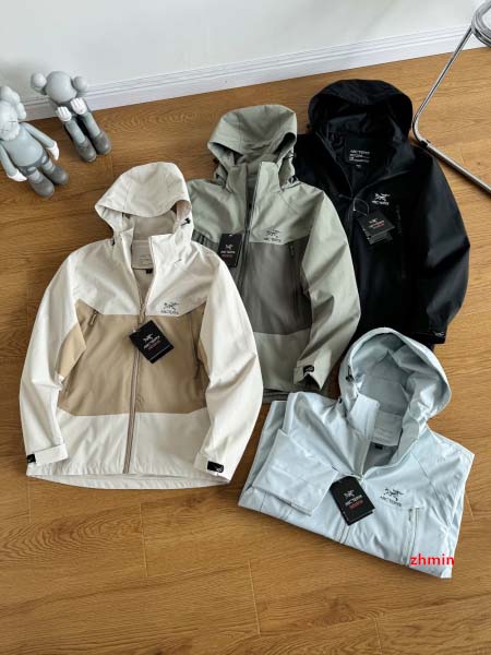 2024年7月25日新品入荷ARCTERYX 突撃衣 zhm...