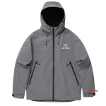 2024年7月25日新品入荷ARCTERYX 突撃衣 zhmin工場