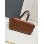 2024年8月1日新品入荷CELINEバッグ XX工場 SIZE:54 X 29.5 X 15cm