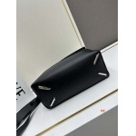 2024年8月1日新品入荷LOEWEバッグ XX工場 SIZE:30-19-13cm