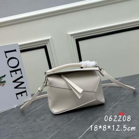 2024年8月1日新品入荷LOEWE バッグ XX工場 SI...