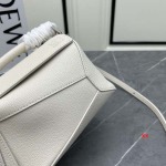 2024年8月1日新品入荷LOEWE バッグ XX工場 SIZE:18-8-12.5cm