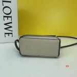 2024年8月1日新品入荷LOEWE  バッグ XX工場 SIZE:18*12.5*8cm