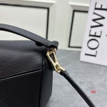 2024年8月1日新品入荷LOEWE  バッグ XX工場 SIZE:18*12.5*8cm