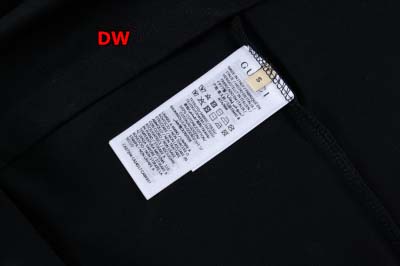 2024年8月16日秋冬新作入荷人気ルイヴィトン 半袖 Tシャツ DW工場