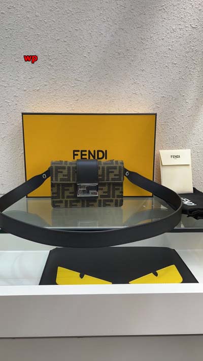 2024年高品質早秋新作入荷 FENDI バッグ wp工場size:17cm