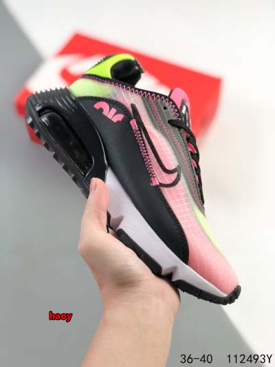 2024年8月28日秋冬新品入荷 NIKE スニーカー haoy工場