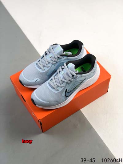 2024年8月28日秋冬新品入荷 NIKE スニーカー haoy工場