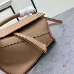 2024年8月1日新品入荷LOEWE バッグ XX工場 SIZE:18-8-12.5cm